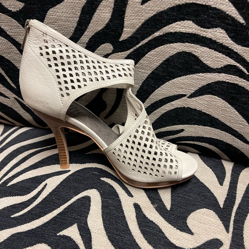 Auri Italian leather heels